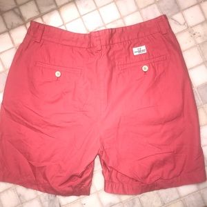 Vineyard vine men’s club short